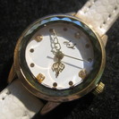 E`S　ホワイトベルト　腕時計　3