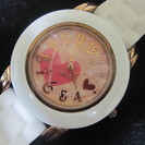 ハートの文字盤腕時計　ホワイト　8