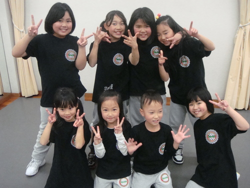 大阪市内でキッズダンス教室をお探しなら ルーツキッズダンス 大阪のヒップホップの生徒募集 教室 スクールの広告掲示板 ジモティー