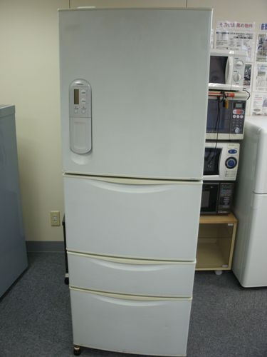 【値下げ・都内２３区送料無料】足立区発　　東芝製４ドア冷蔵庫　ＧＲ－３８１Ｂ（ＧＳ）　３８２Ｌファミリータイプ　ご家族・店舗・シェアハウスに使えます