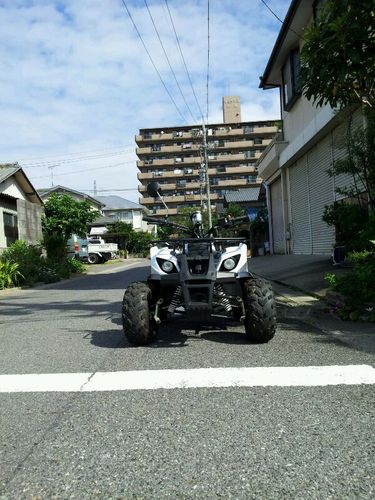 売ります。バギーはバイクかな？