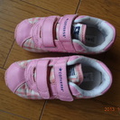 コンバース運動靴（女児用16センチ）1000円