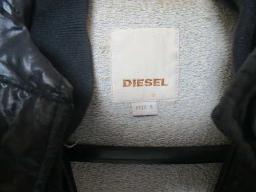 DIESEL ディーゼル フード付 ナイロンジャケット ブラック Sサイズ