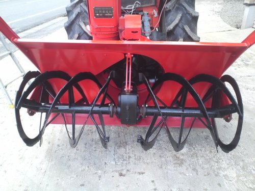 除雪機 トラクター用 電動シュータ 熊谷農機 スノーラッセル 150 除雪機 トラクター用 電動シュータ 熊谷農機 スノーラッセル 150