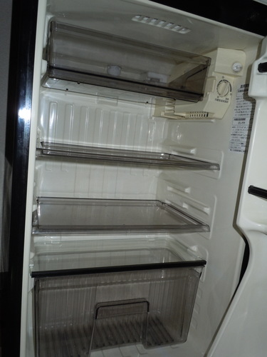 引き取りの方に黒い２ドア冷蔵庫譲ります アルファマック７５ 谷津のキッチン家電 冷蔵庫 の中古あげます 譲ります ジモティーで不用品の処分