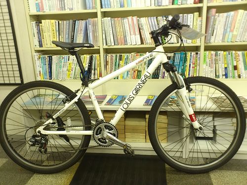 [113] LOUIS GARNEAU ルイガノ　マウンテンバイク　26インチ　3×7段変速　アルミフレーム　ホワイト　品川区・目黒区・大田区・世田谷区・渋谷区・港区は無料配送
