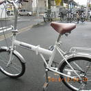 大阪の自転車出張修理店グッドサイクルが折畳みでホワイトの中古自転...