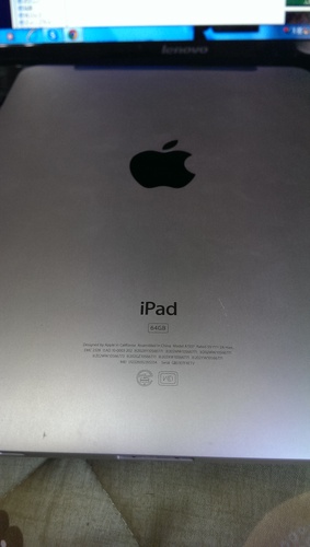 初代iPad Wi-Fiモデル 64GB 本体のみ