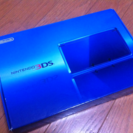 送料無料【ほぼ新品・ソフト付き】Nintendo 3DS とびだ...