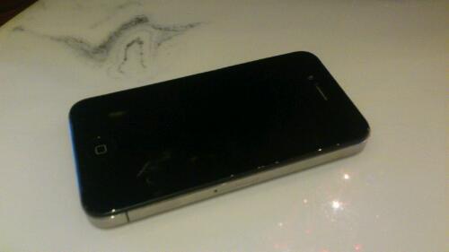 iPhone4(黒)16GB