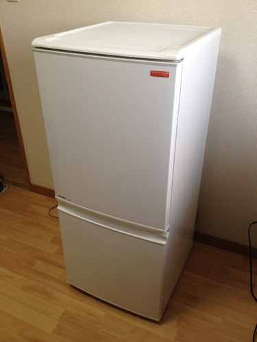 冷蔵庫2010年製SHARP137L (あおだも ) 弥富のキッチン家電《冷蔵庫》の中古あげます・譲ります｜ジモティーで不用品の処分
