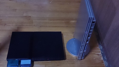 薄型PS２差し上げます。