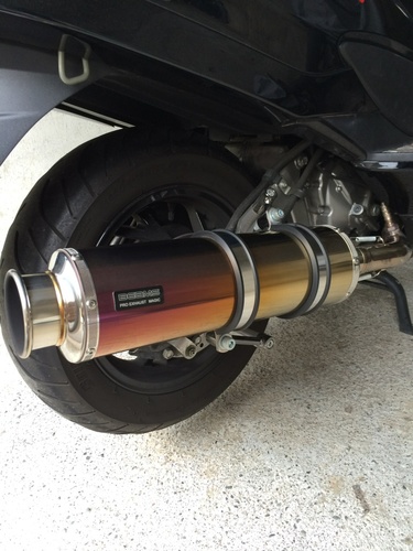 ビームスマフラー　チタンⅡSS400　CJ44A,45A、46A用4ヶ月使用きれいです。