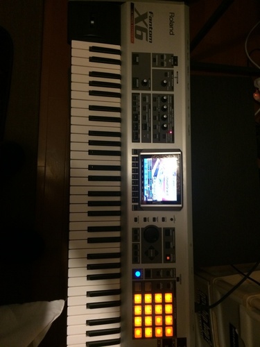 値下 Roland Fantom X6 （ローランド ファントム X6） シンセサイザー SRX音源3本付属 おまけ有り 完全手渡し