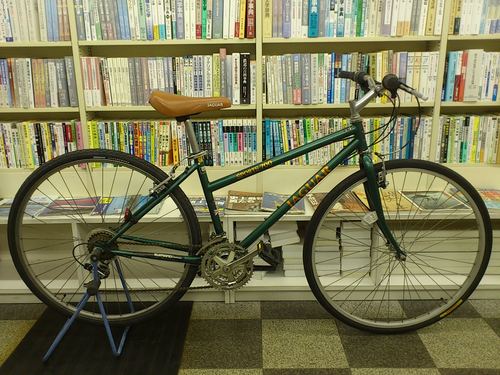 [250]JAGUAR　ジャガー　クロスバイク　700×35C　3×6段変速　Vブレーキ　グリーン　品川区・目黒区・大田区・世田谷区・渋谷区・港区は無料配送