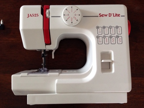 ジャノメミシンJA525