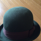 モスグリーン帽子