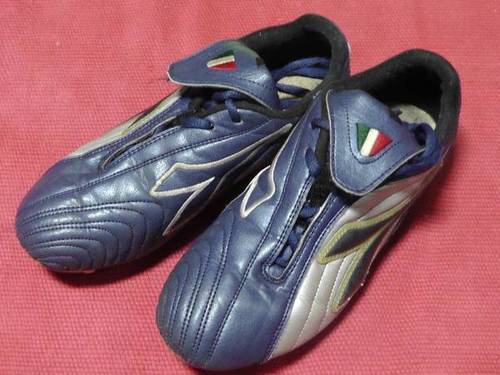 21cm Diadora ディアドラ 子供用 ジュニア サッカー スパイク はうず 芦花公園のサッカー の中古あげます 譲ります ジモティーで不用品の処分