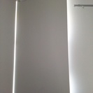 ニトリ製　ロールカーテン　３か月使用の美品　サイズ７６×１８０