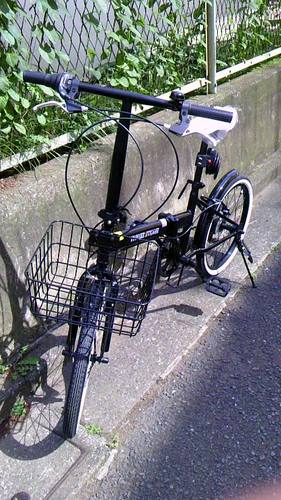 新品！　折り畳み自転車