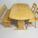白木のダイニングテーブル（ベンチ・椅子付）