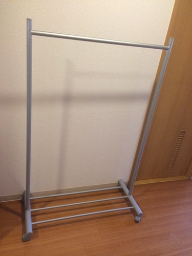 無印良品ポールハンガー引取に来て頂ける方にお譲りします モっさん 名古屋の収納家具 その他 の中古あげます 譲ります ジモティーで不用品の処分
