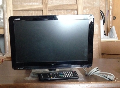 テレビ SHARP AQUOS 19型 2010年製 色ブラック