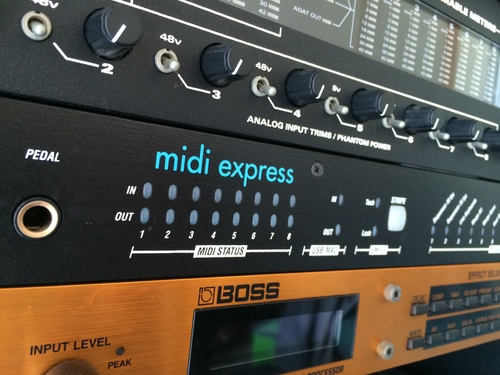 MIDI関連機器 MIDI I/F MOTU EXPRESS XT