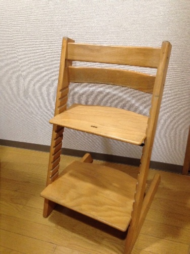 ストッケSTOKKEトリップトラップ ベビーチェア
