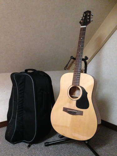 【値下げ！】ネックが折りたためるギター Voyage-air Guitar VAMD-02