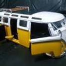 ★新品★1962VOLKSWAGEN  BUS★1／24モデル★...