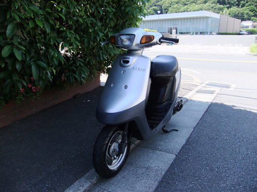 ヤマハ　4JP　ジョグ(アプリオ)　実働中古車　バッテリーとバックミラー(左右)新品
