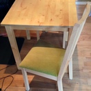 IKEA テーブル +　椅子×２（28日(土) お引き取り優先）