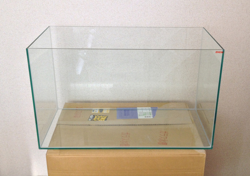 60cm水槽 ガラス蓋2枚 下敷きマット付き 新品同様 Aisnow 中目黒のその他の中古あげます 譲ります ジモティーで不用品の処分 60cm水槽 ガラス蓋2枚 下敷きマット付き 新品同様 Aisnow 中目黒のその他の中古あげます 譲ります ジモティーで不用品の処分