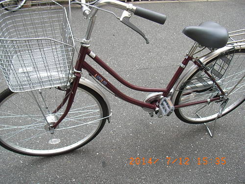 大阪の自転車出張修理店グッドサイクルがLEDオートライト付き26インチのブラウンのママチャリを出品