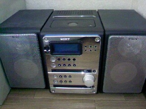 ※終了　SONY ステレオコンポ(CD/MD/ラジオ/カセットテープ) ￥6,800-