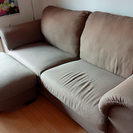 【無料】IKEA3人掛けソファ+オットマン差し上げます。