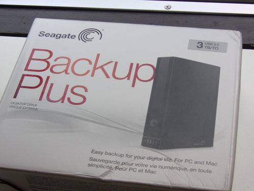 ☆新品・未使用☆　ポータブル・ドライブ　Seagate Backup Plus  USB3.0