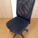 [商談中]黒　キャスター付き回転椅子　IKEA　