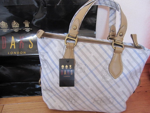 (取引中）新品・タグ付き★DAKS ダックス ★トートバッグ★牛革 定価26250円