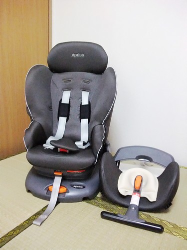 \u003c\u003c終了\u003e\u003e（美品）アップリカの回転式チャイルドシート