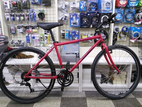 [675]SPECIALIZED スペシャライズド　クロスバイク　26×1.50　3×7段変速　カンチブレーキ　レッド