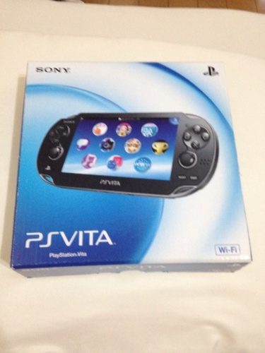 PSVITA(箱付き美品)