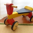 【交渉中】グランパパ　室内用のりもの　木製三輪車風四輪車