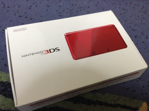 ニンテンドー3DS メタリックレッド