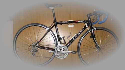 カッコイイ!![FELT]の中古ロードバイクです。