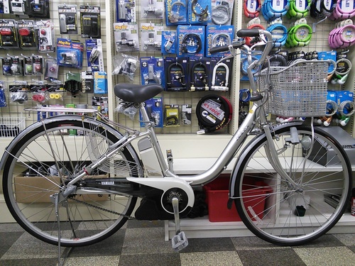 [815]ヤマハ NewPAS　電動アシスト自転車　26ンチ　3段変速　アルミフレーム　BAA自転車安全基準適合　シルバー