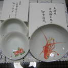 ●美濃焼盛り鉢小皿(2枚)白箱入片岡鶴太郎オリジナル+酒徳利盃セット