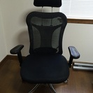 オフィスチェア　メッシュ黒　パソコンデスクに最適な椅子 高さ調節...