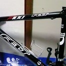 カッコイイ!![FELT]の中古ロードバイクです。